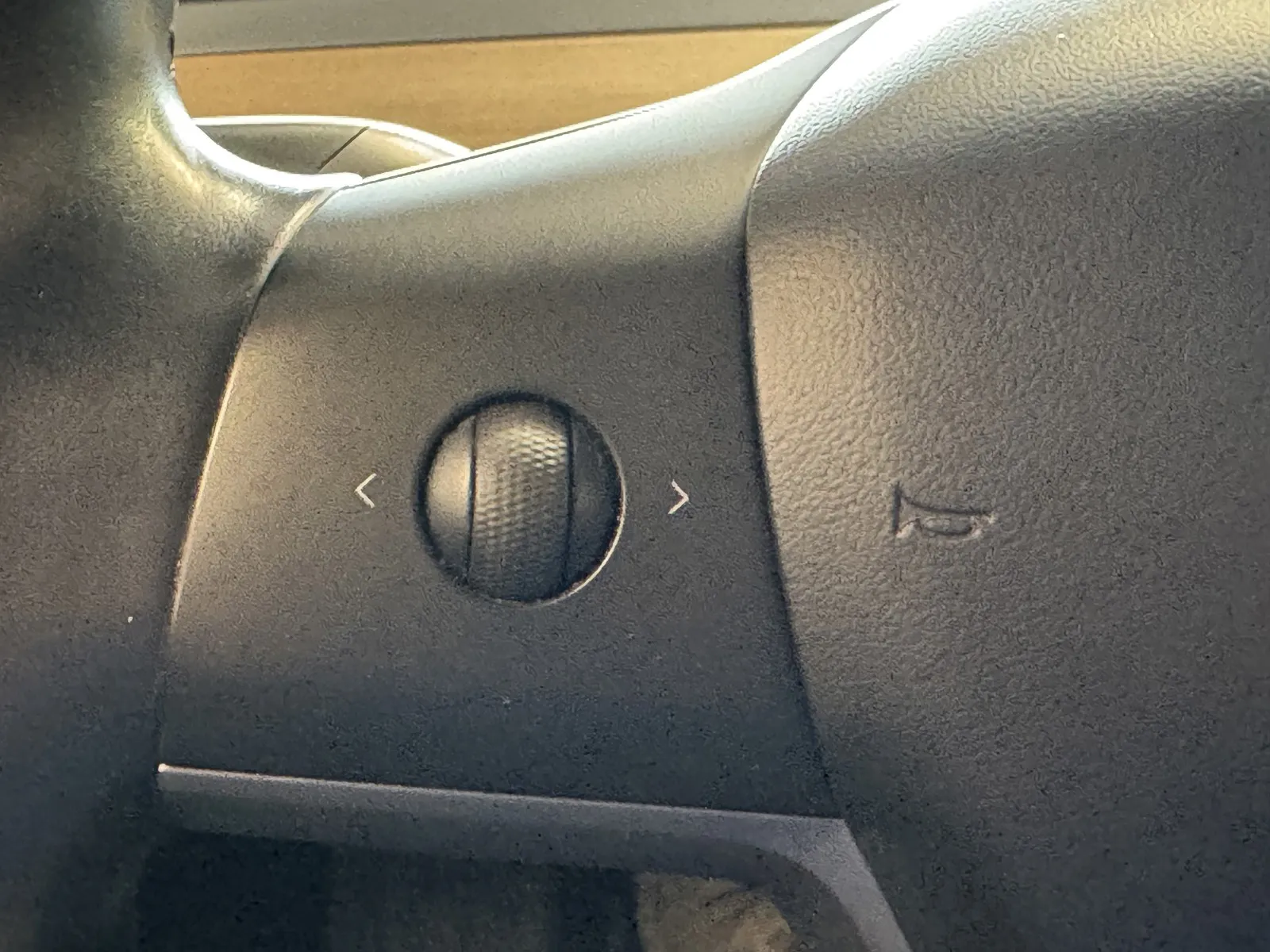 Tesla Model 3 photo 18