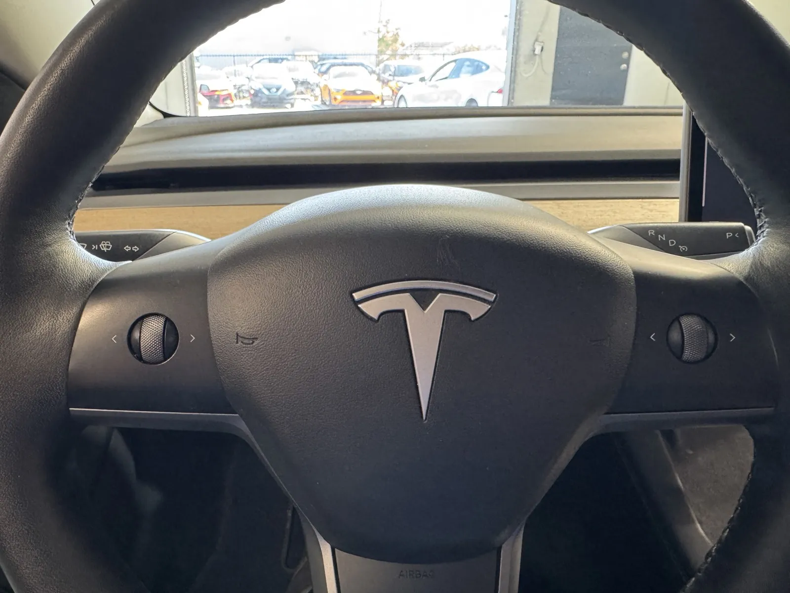 Tesla Model 3 photo 21