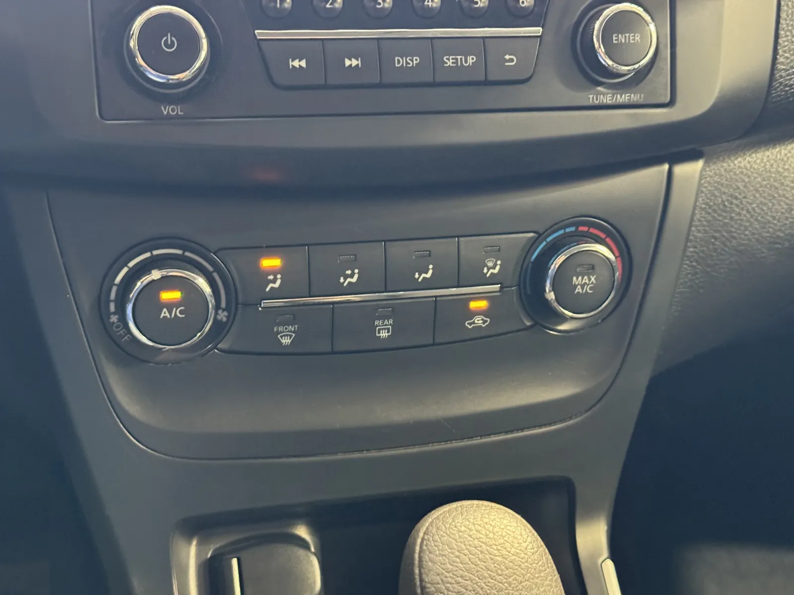 Nissan Sentra photo 16