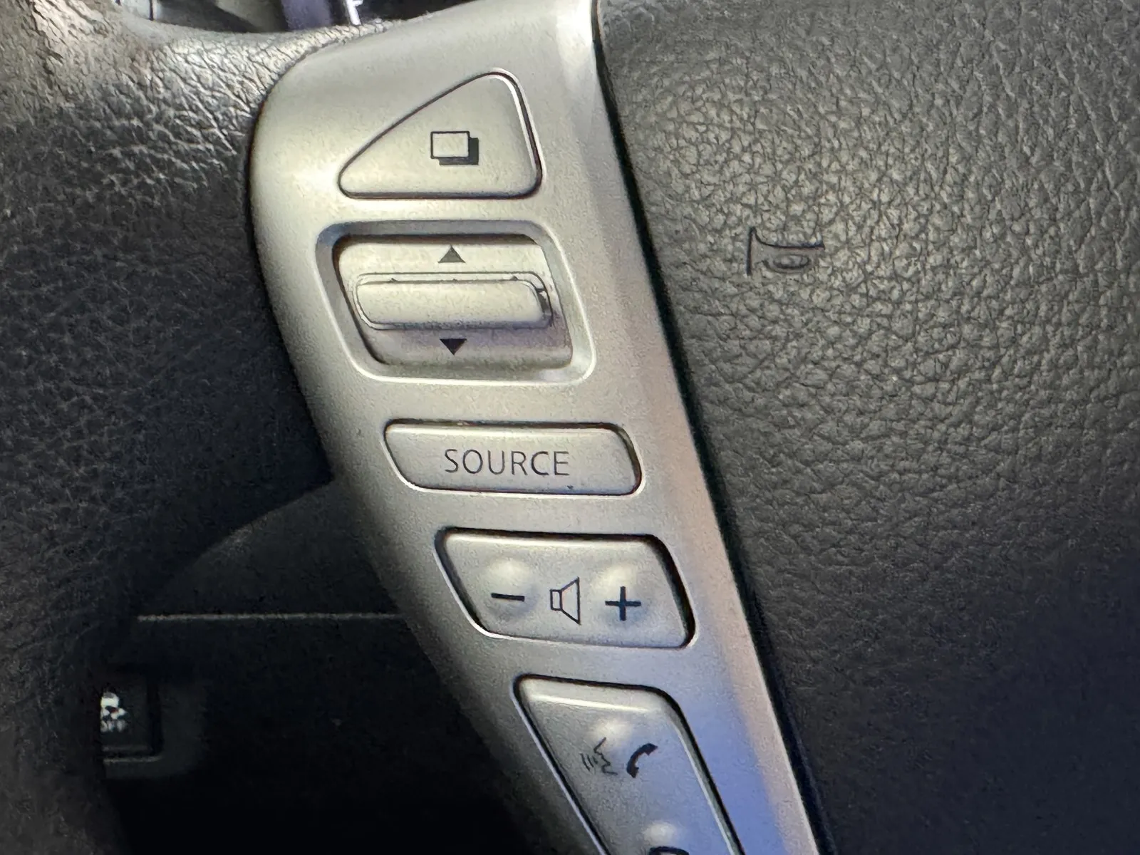 Nissan Sentra photo 18