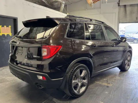 More photos of 2021 Honda Passport Touring at Premium Autos - Norco, CA