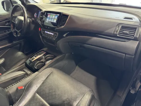 More photos of 2021 Honda Passport Touring at Premium Autos - Norco, CA