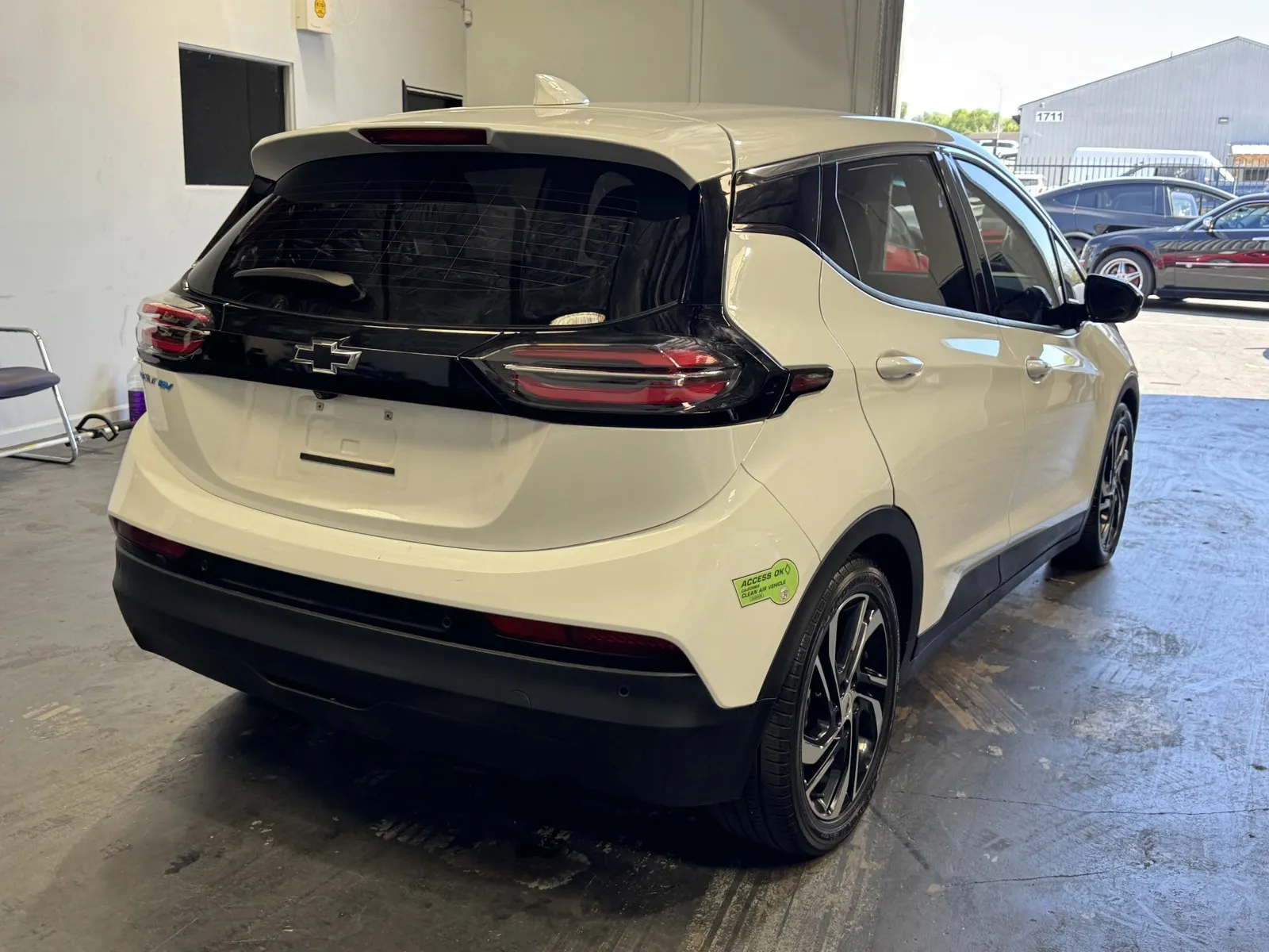 Chevrolet Bolt EV photo 4
