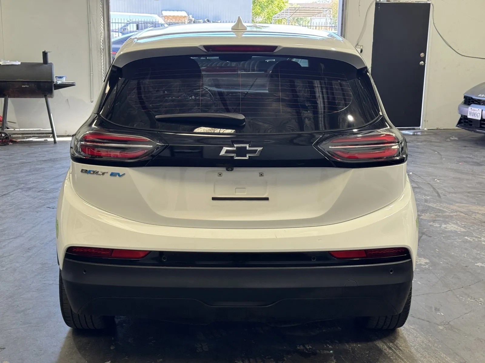 Chevrolet Bolt EV photo 3