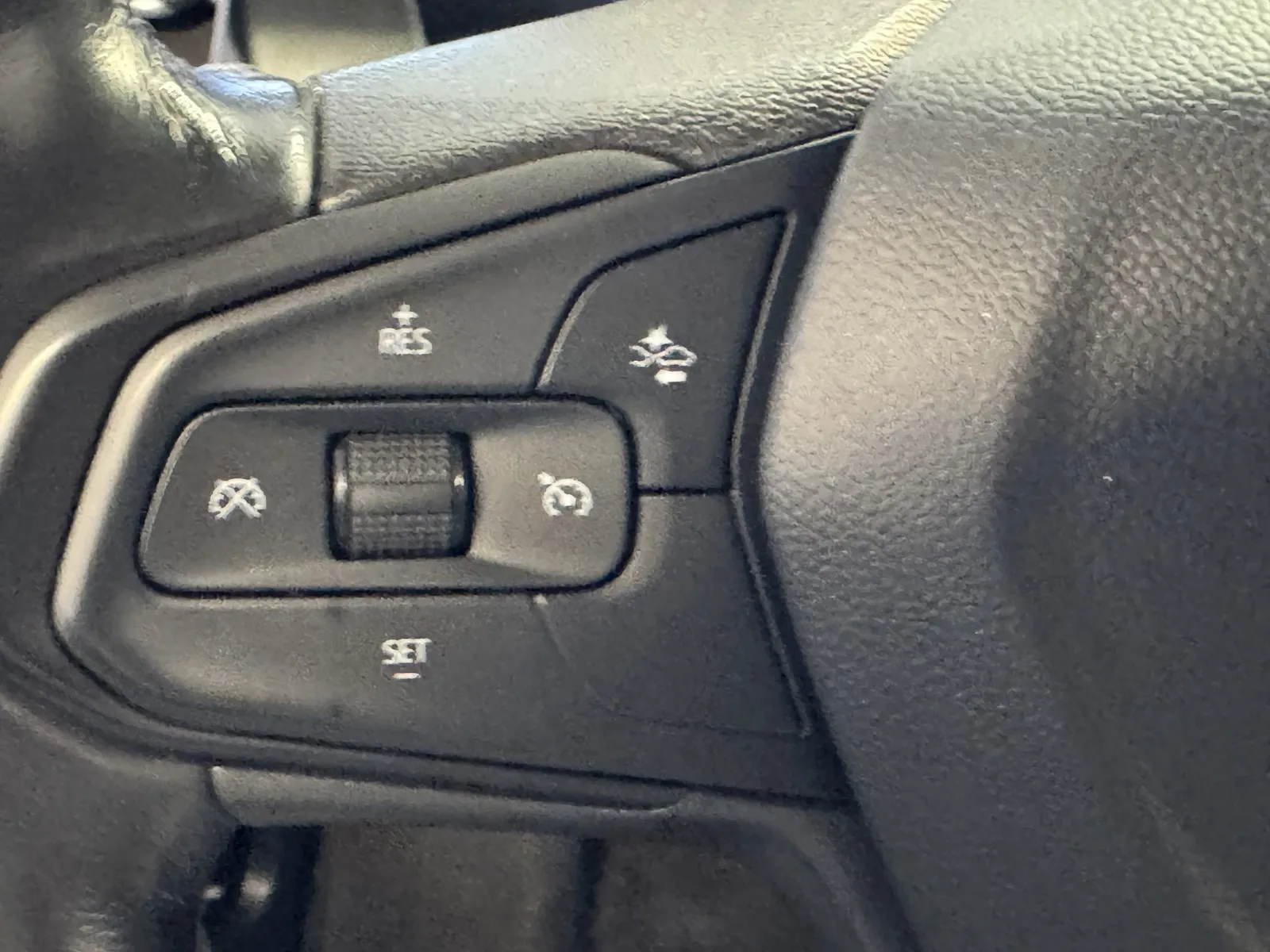 Chevrolet Bolt EV photo 17