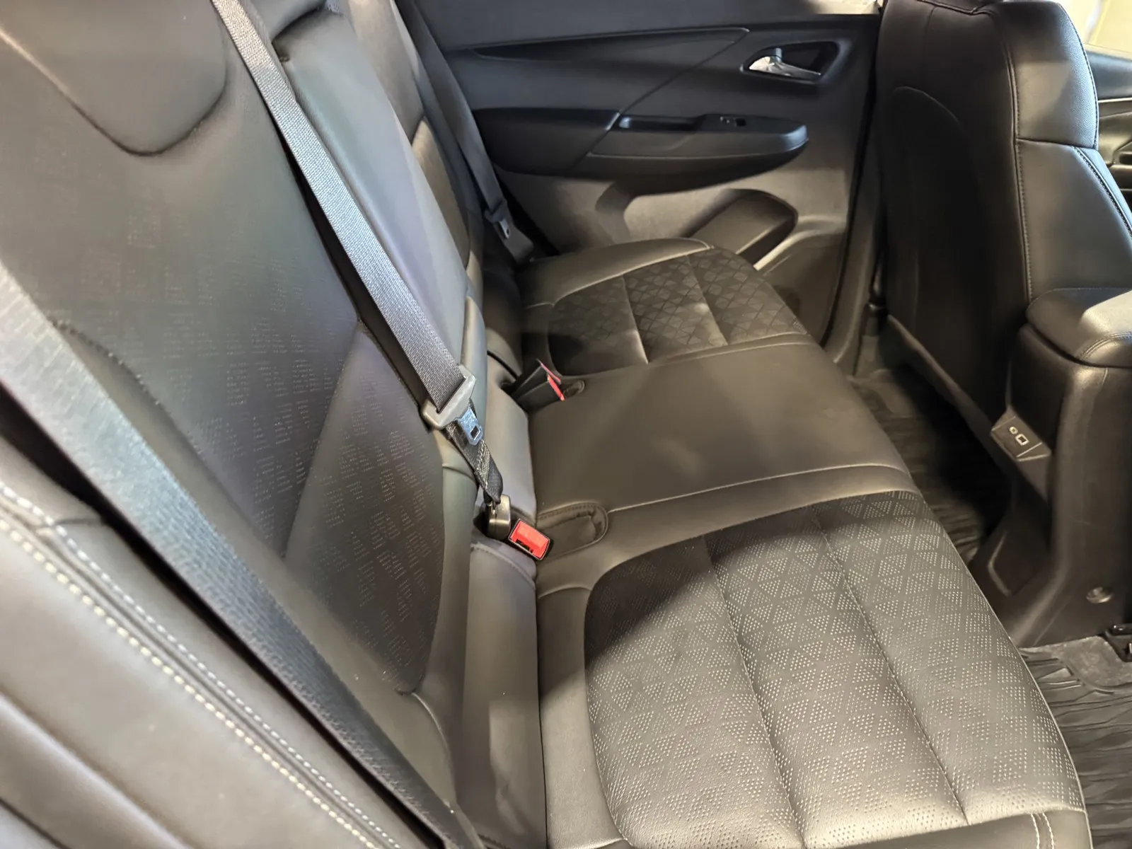 Chevrolet Bolt EV photo 8