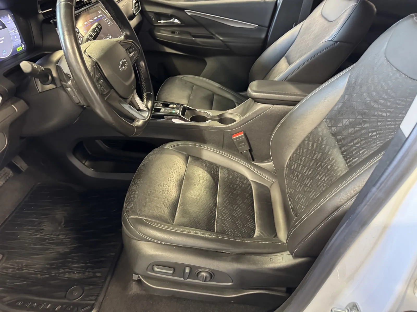 Chevrolet Bolt EV photo 12