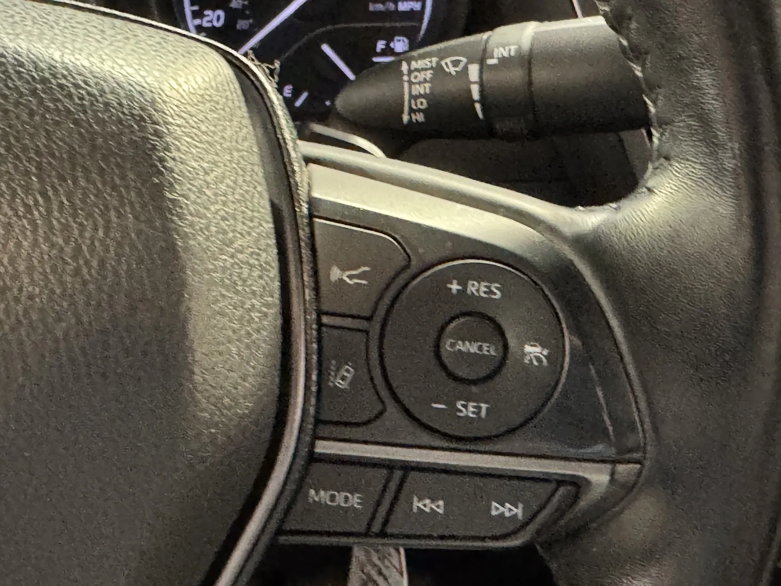 Toyota Camry photo 16