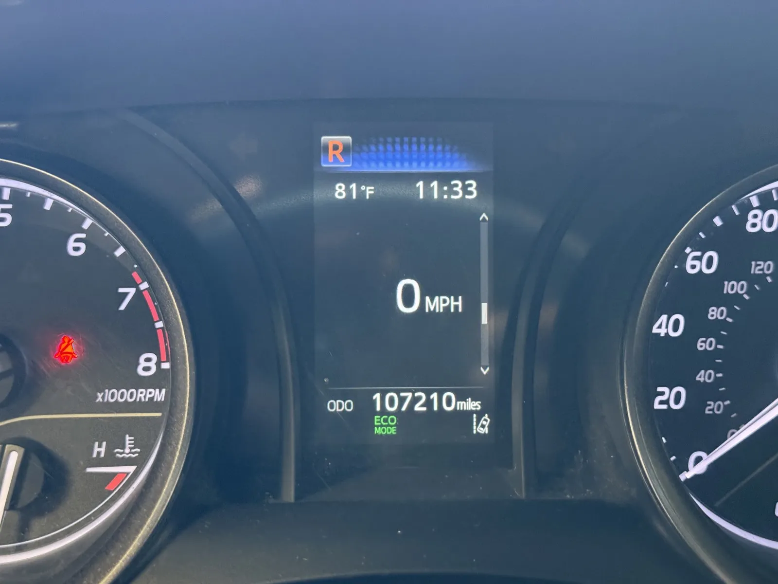 Toyota Camry photo 18