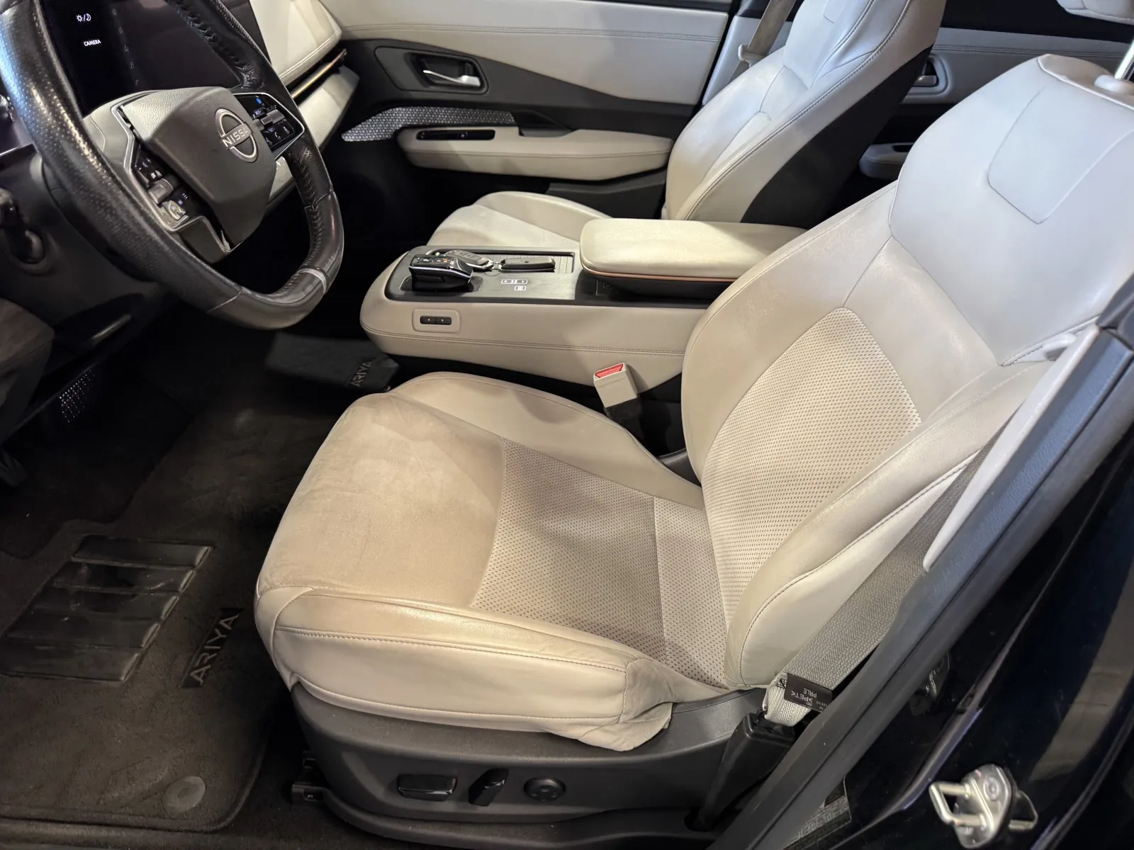 Nissan Ariya photo 12