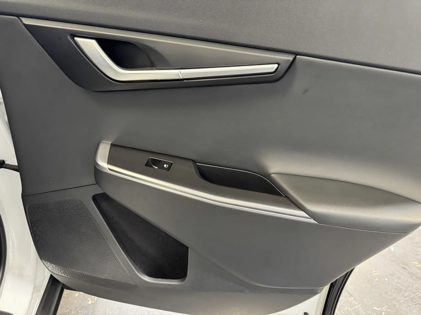 Kia EV6 photo 10