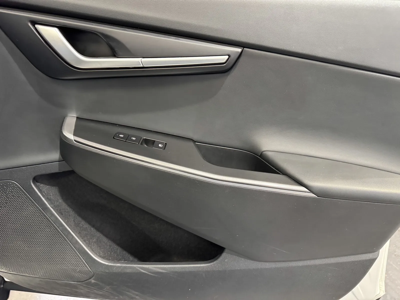 Kia EV6 photo 7