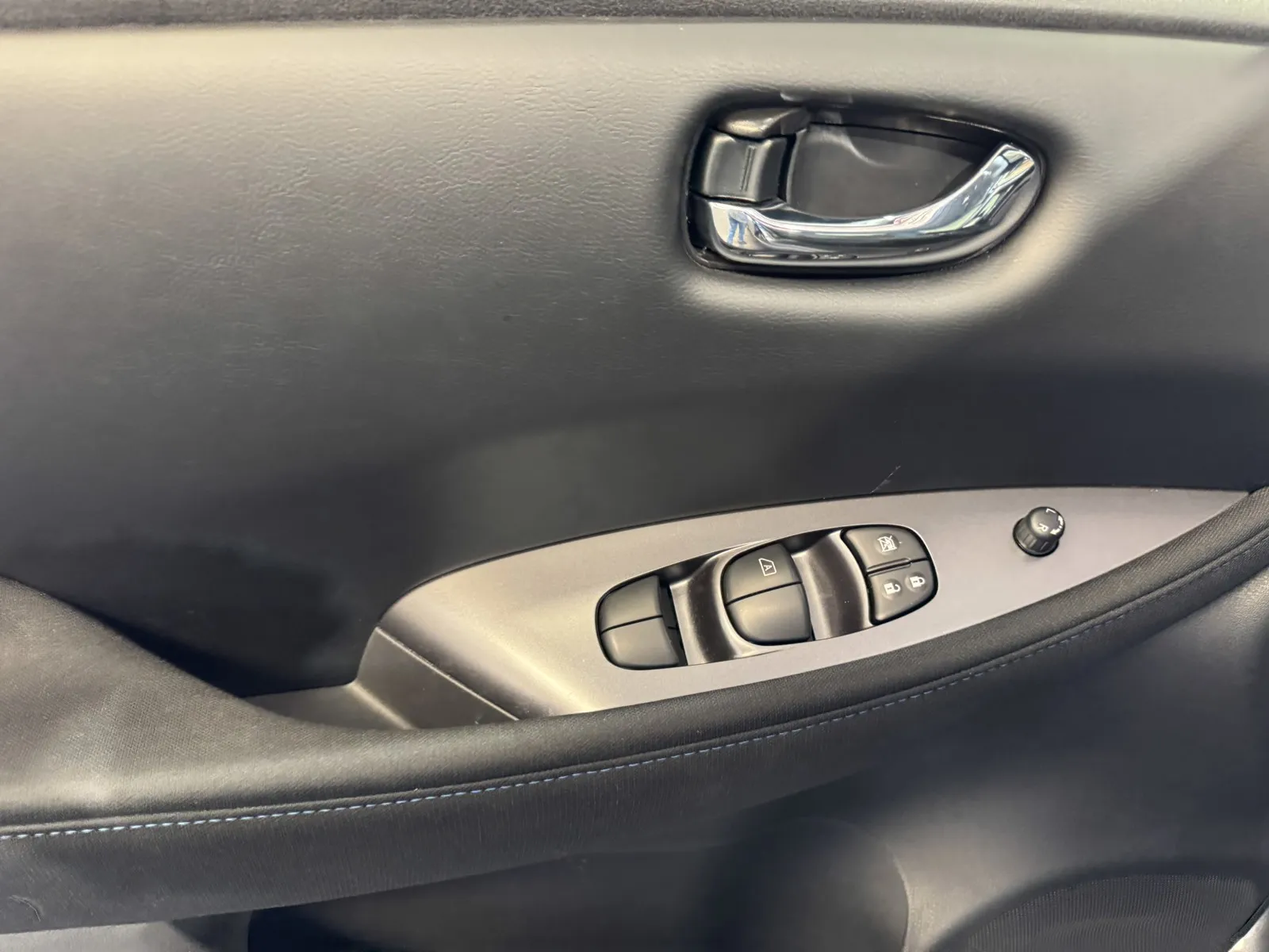 Nissan Leaf photo 14