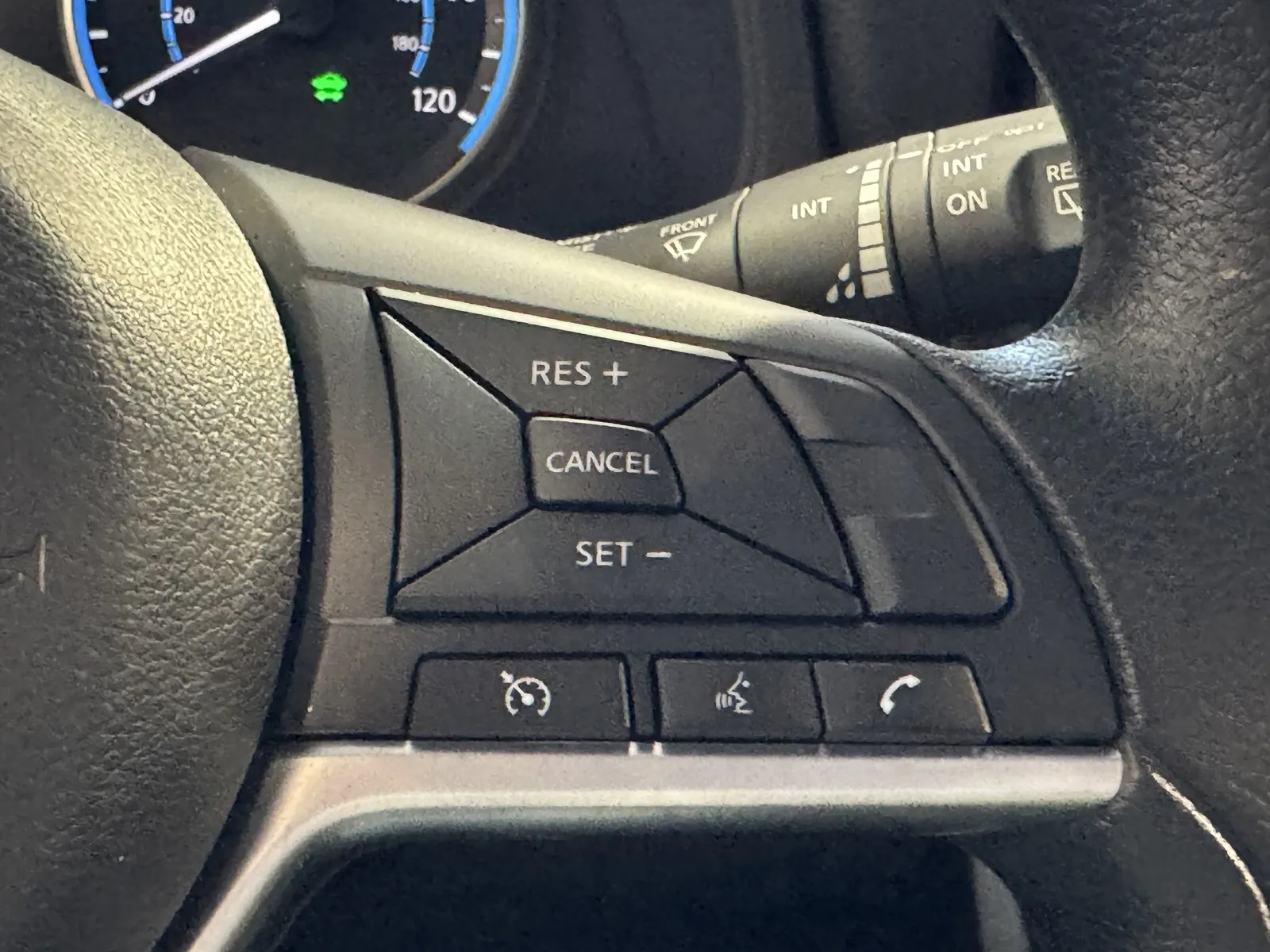 Nissan Leaf photo 18