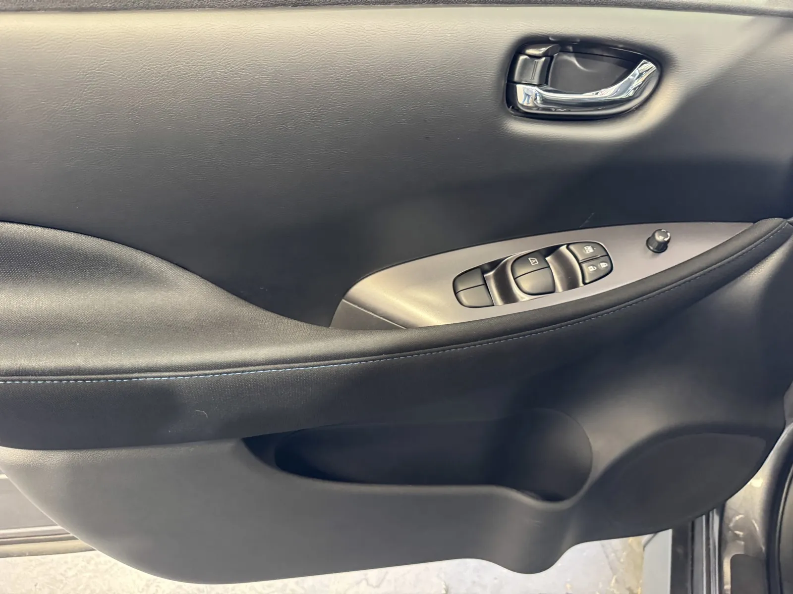 Nissan Leaf photo 13