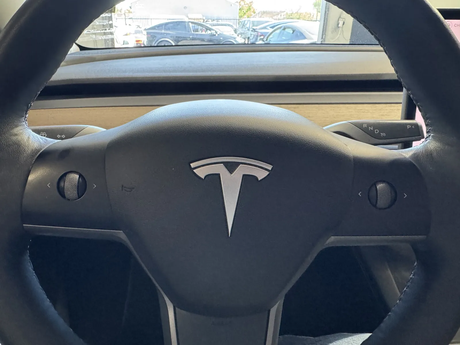 Tesla Model Y photo 18