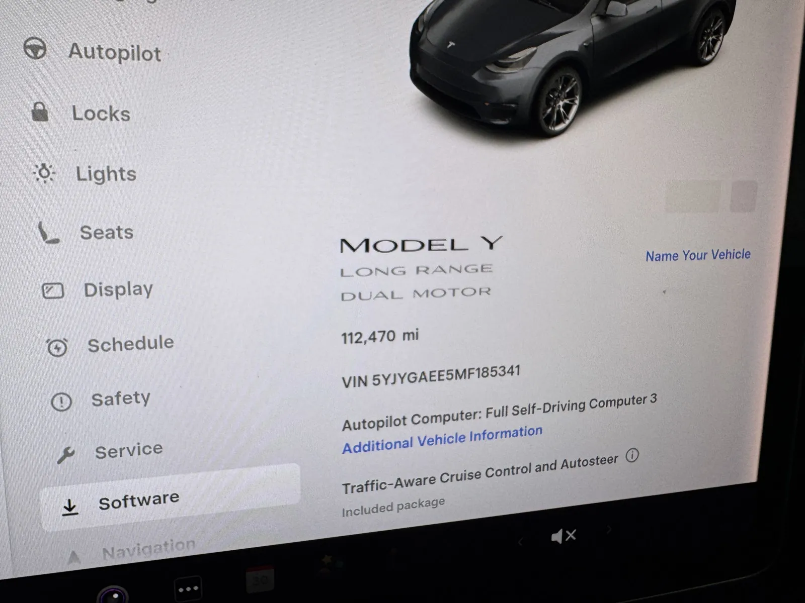 Tesla Model Y photo 19