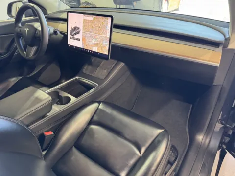More photos of 2021 Tesla Model Y Long Range at Premium Autos - Norco, CA