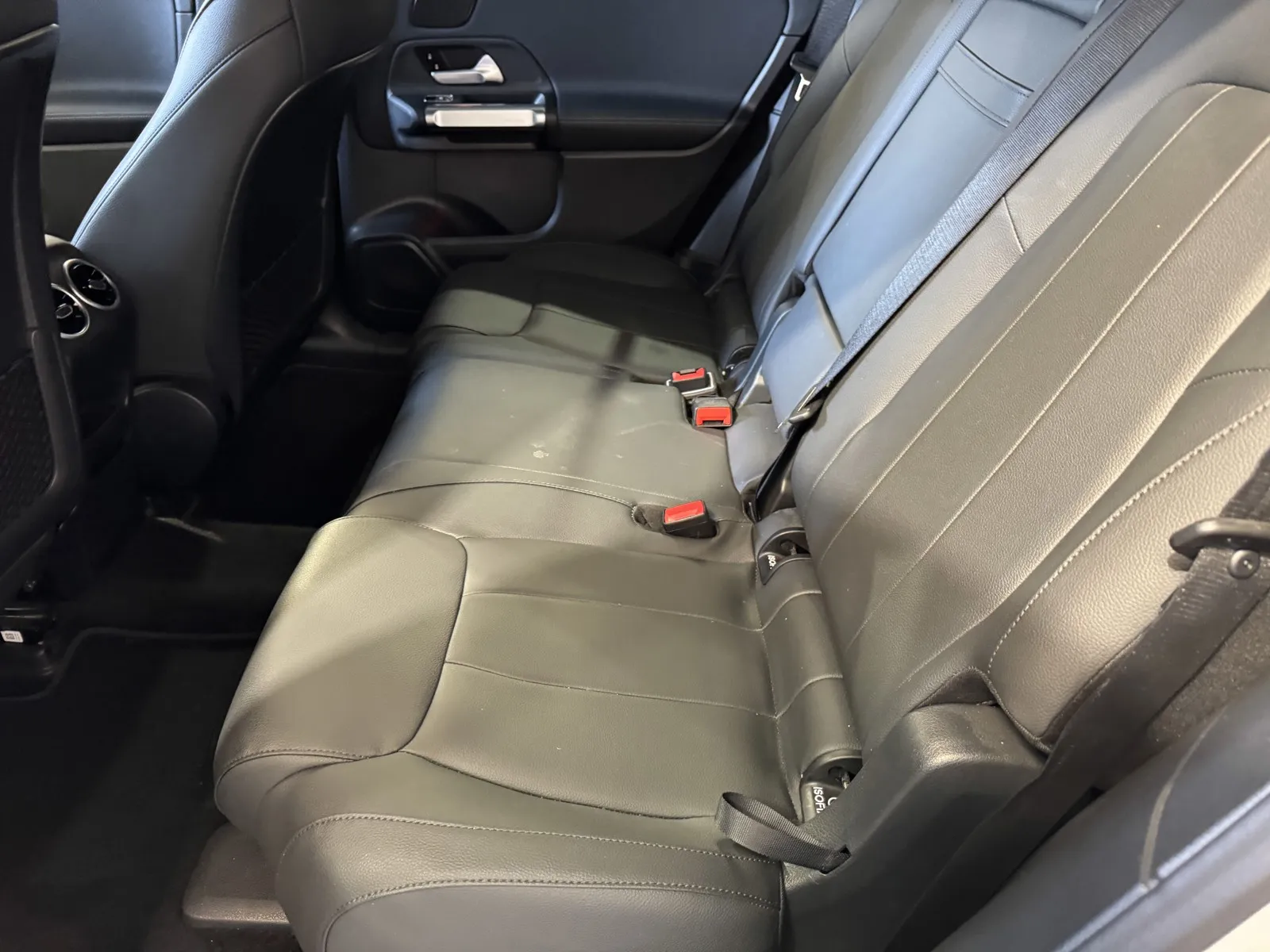 Mercedes-Benz EQB photo 11