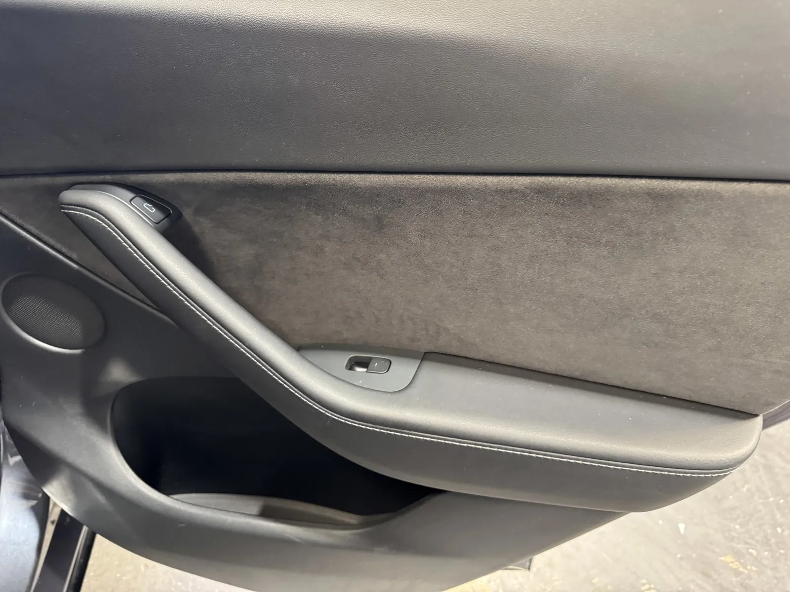 Tesla Model Y photo 9