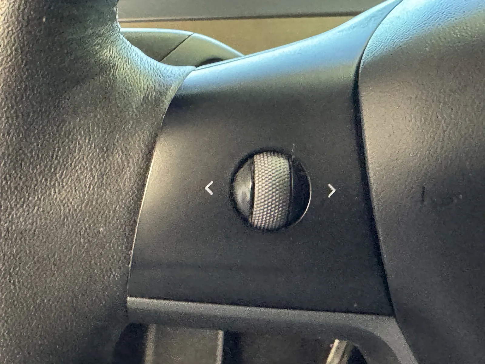 Tesla Model Y photo 20