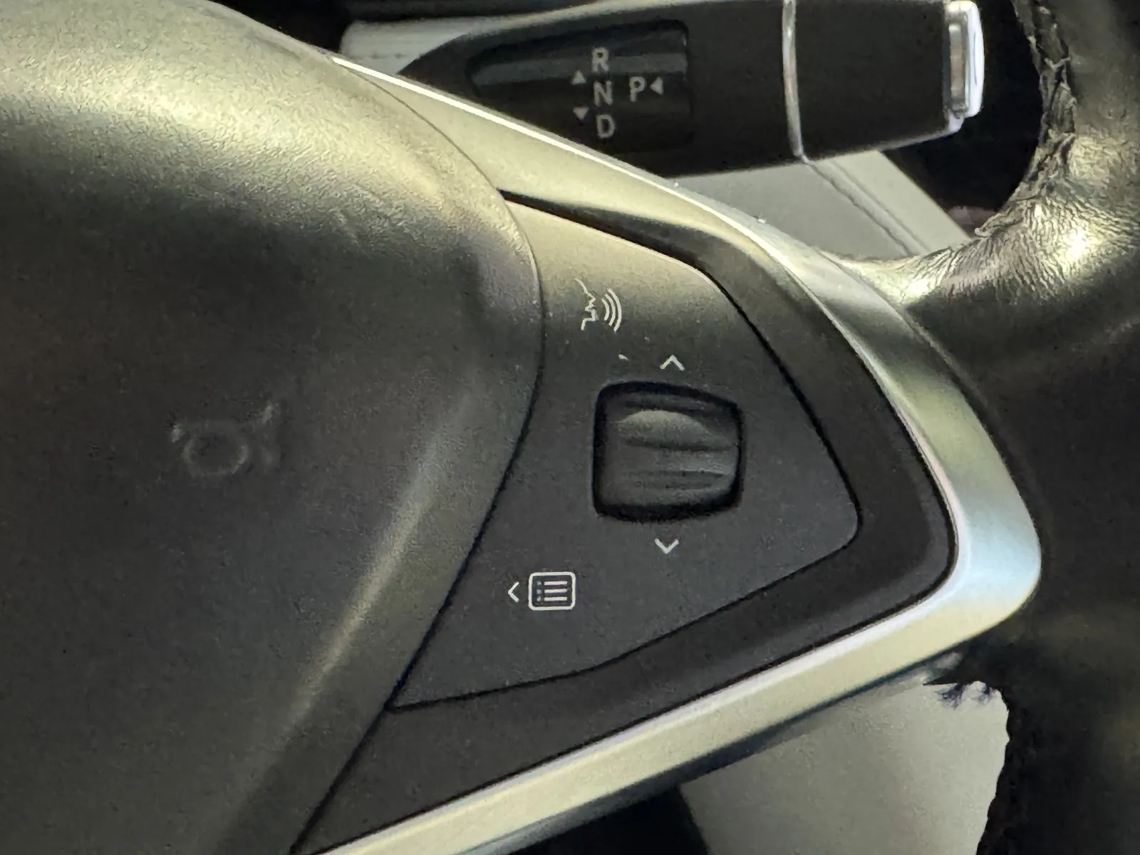 Tesla Model X photo 16