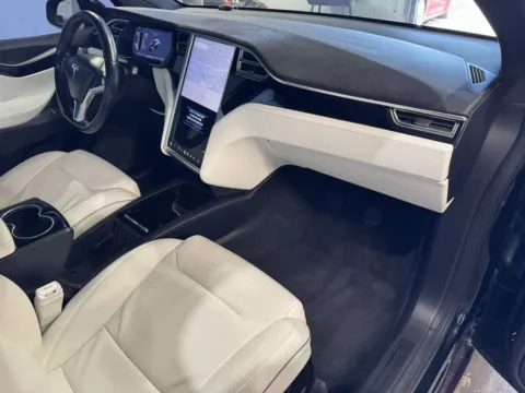 More photos of 2017 Tesla Model X at Premium Autos - Norco, CA