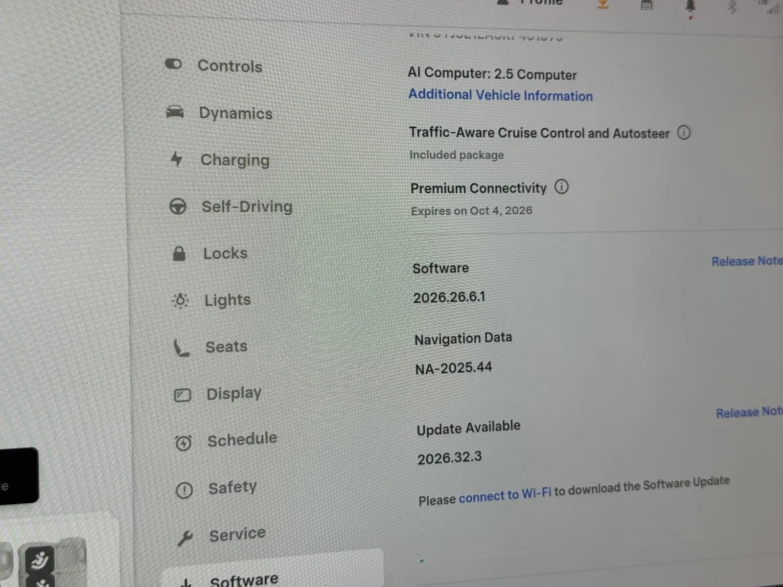 Tesla Model 3 photo 20