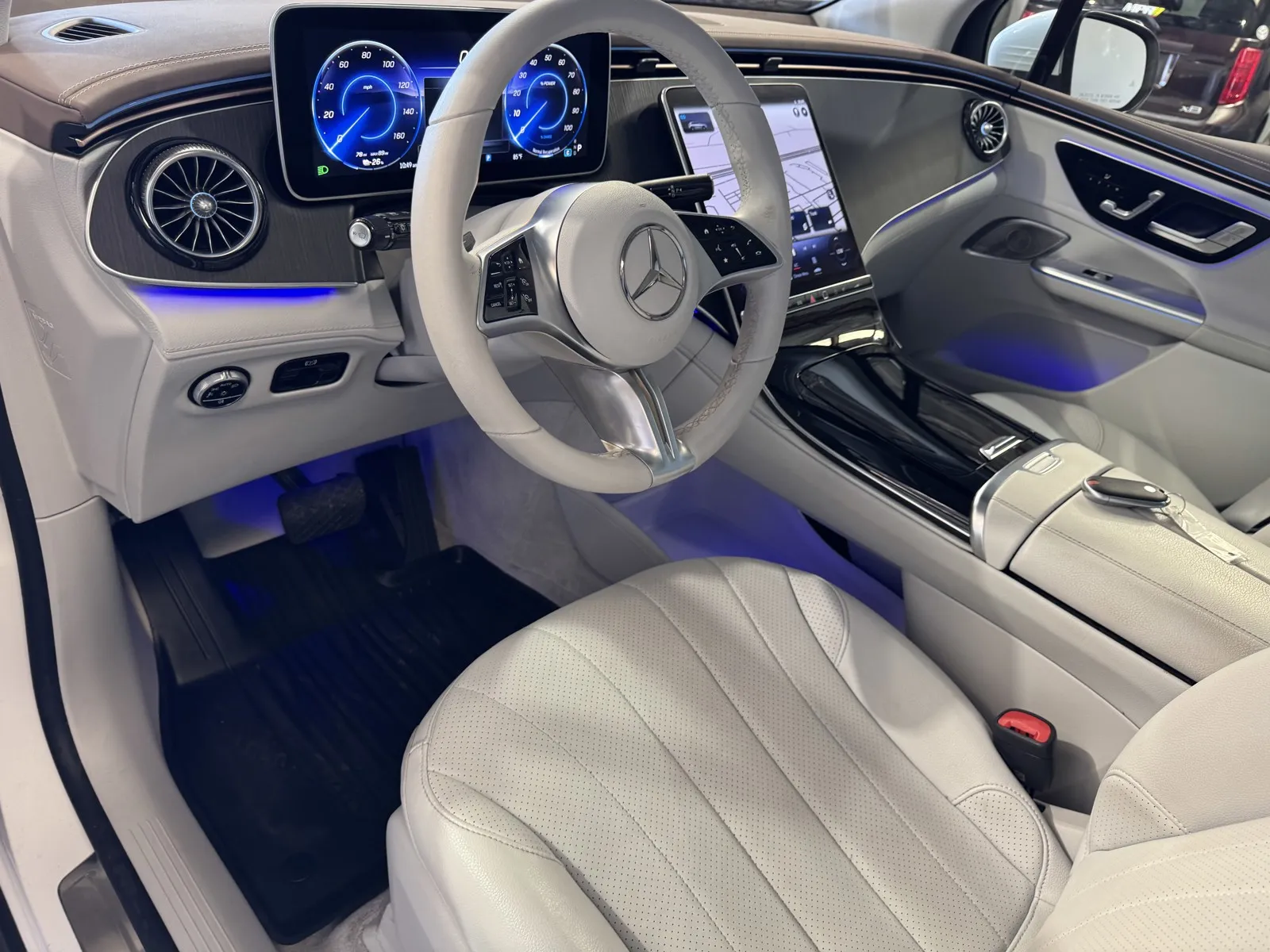Mercedes-Benz EQE photo 16