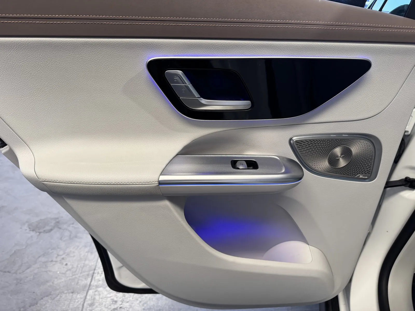 Mercedes-Benz EQE photo 14