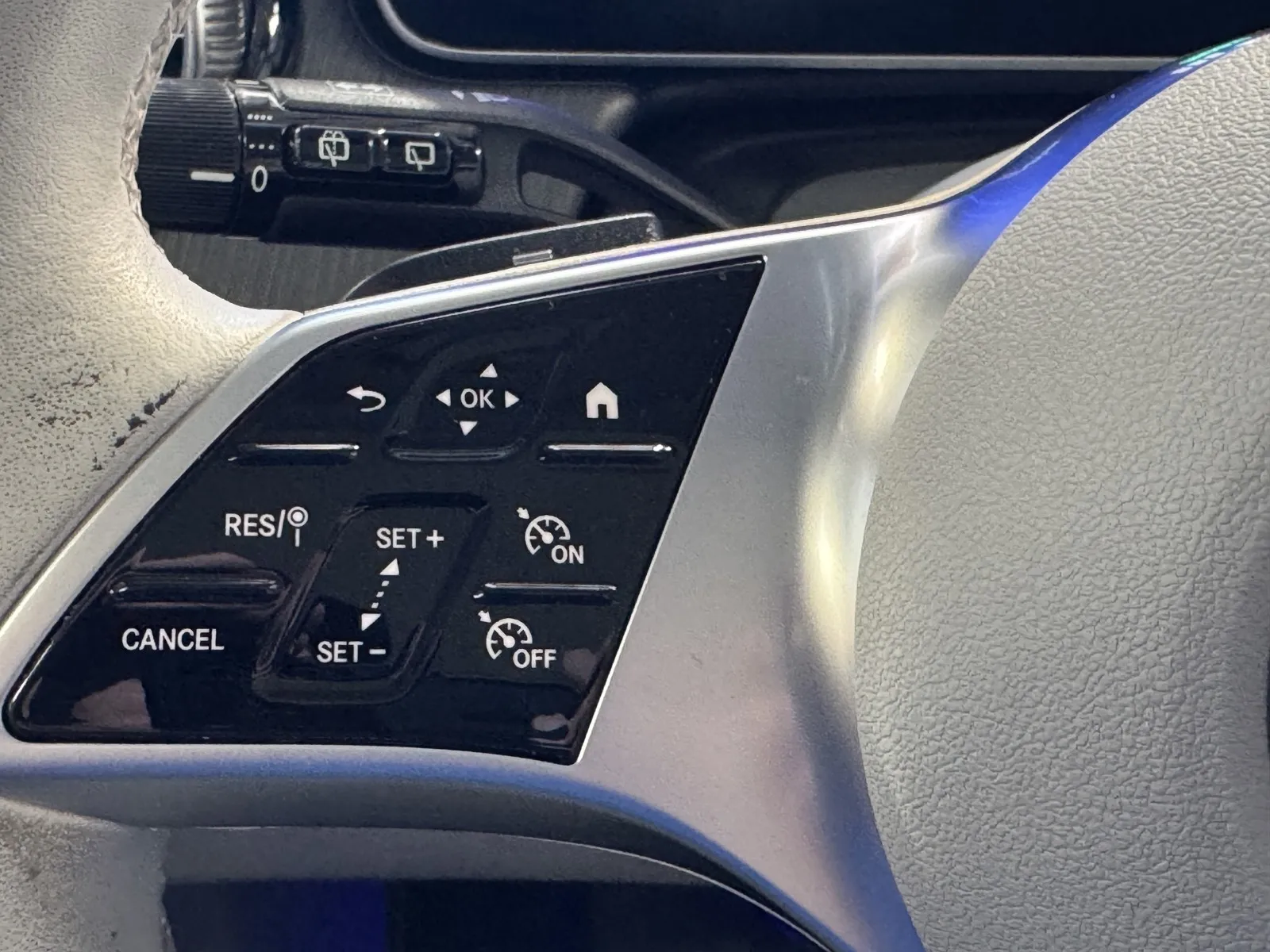 Mercedes-Benz EQE photo 25
