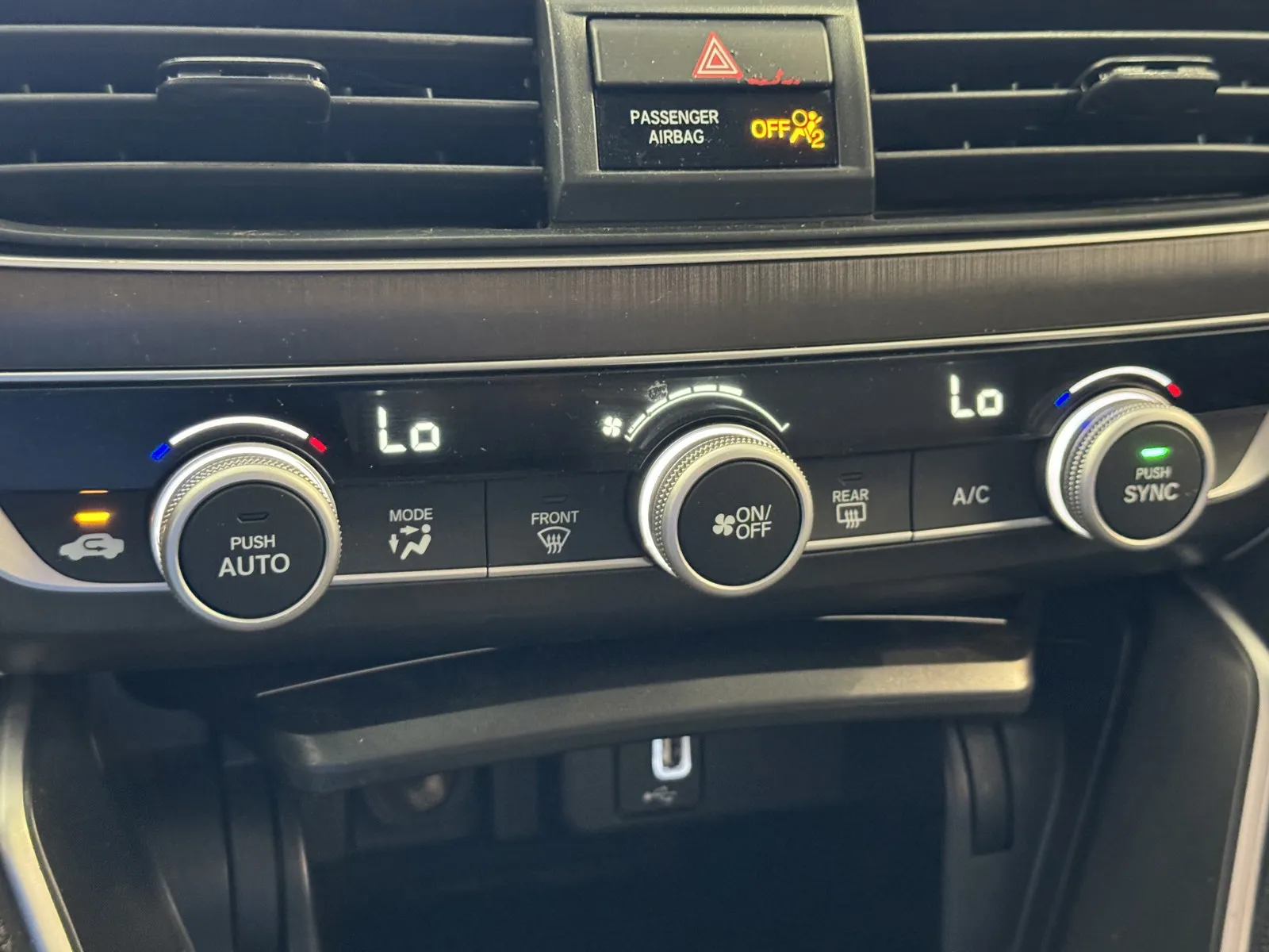 Honda Accord photo 16