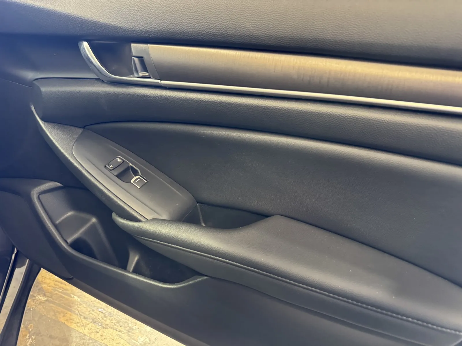 Honda Accord photo 7