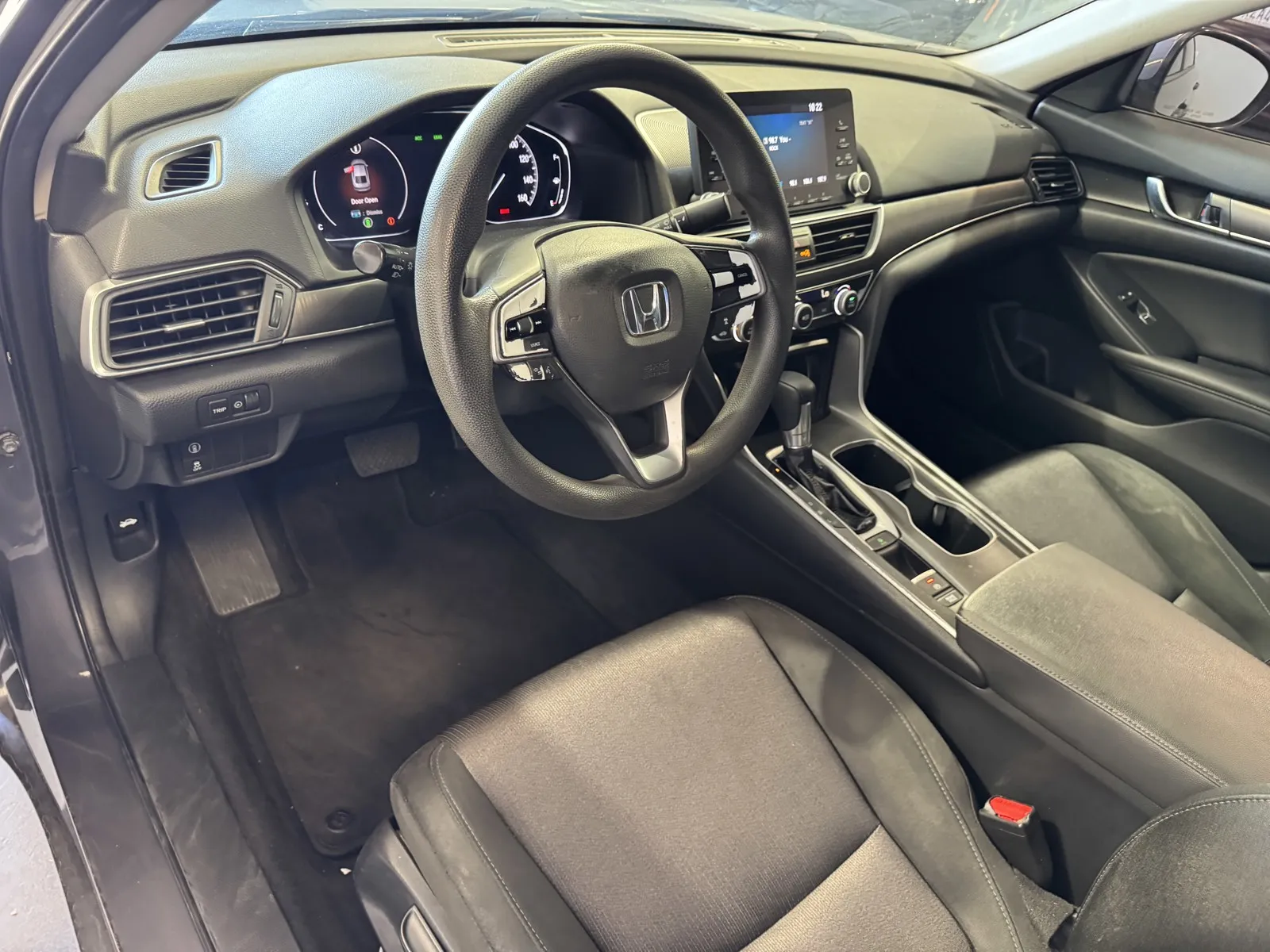 Honda Accord photo 11