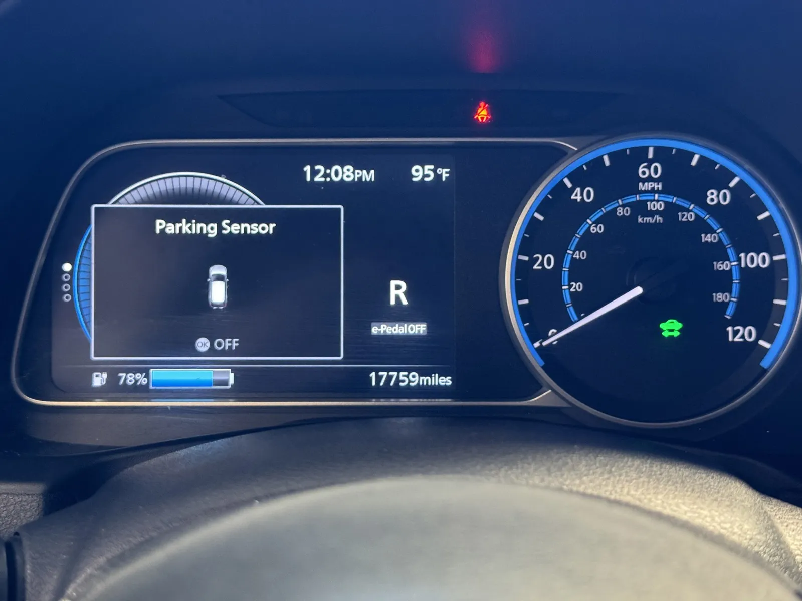 Nissan Leaf photo 20