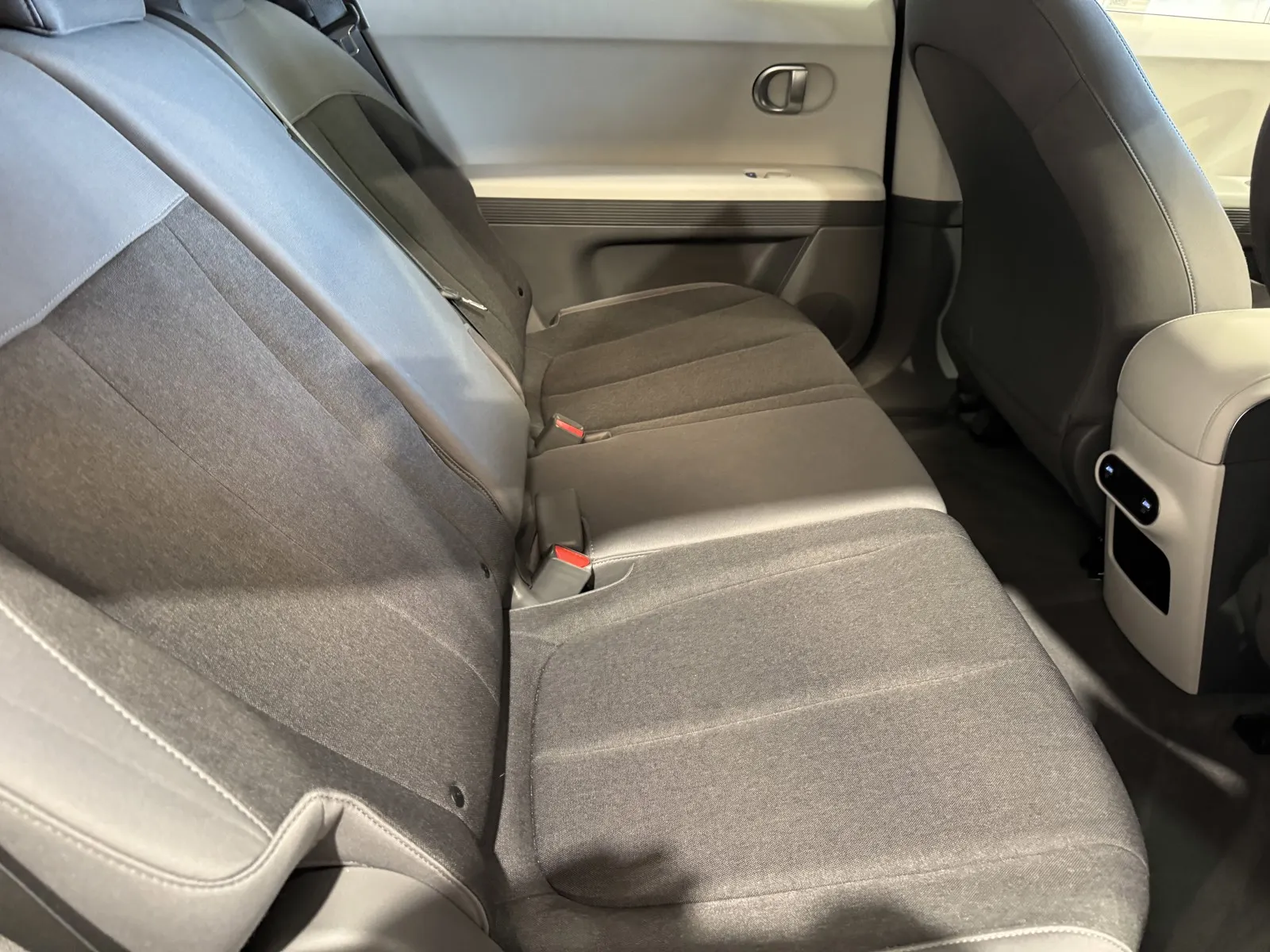 Hyundai Ioniq 5 photo 8