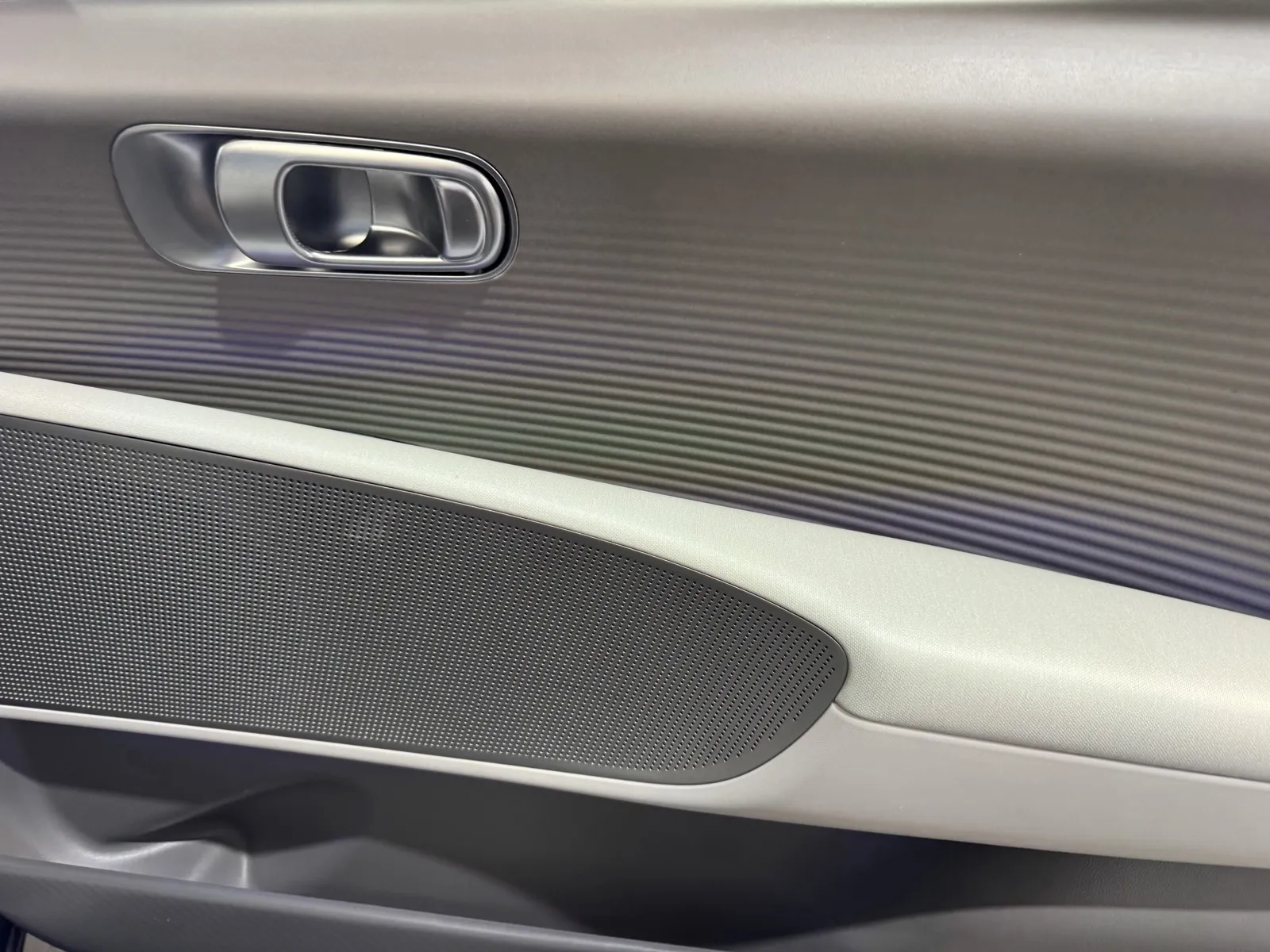 Hyundai Ioniq 6 photo 7