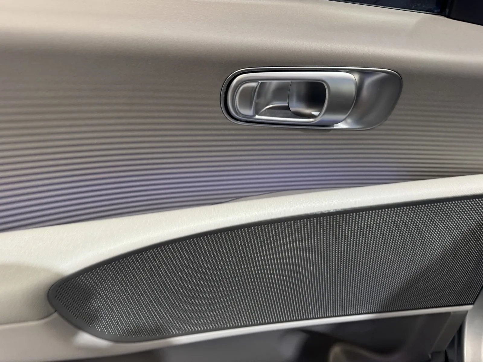 Hyundai Ioniq 6 photo 14