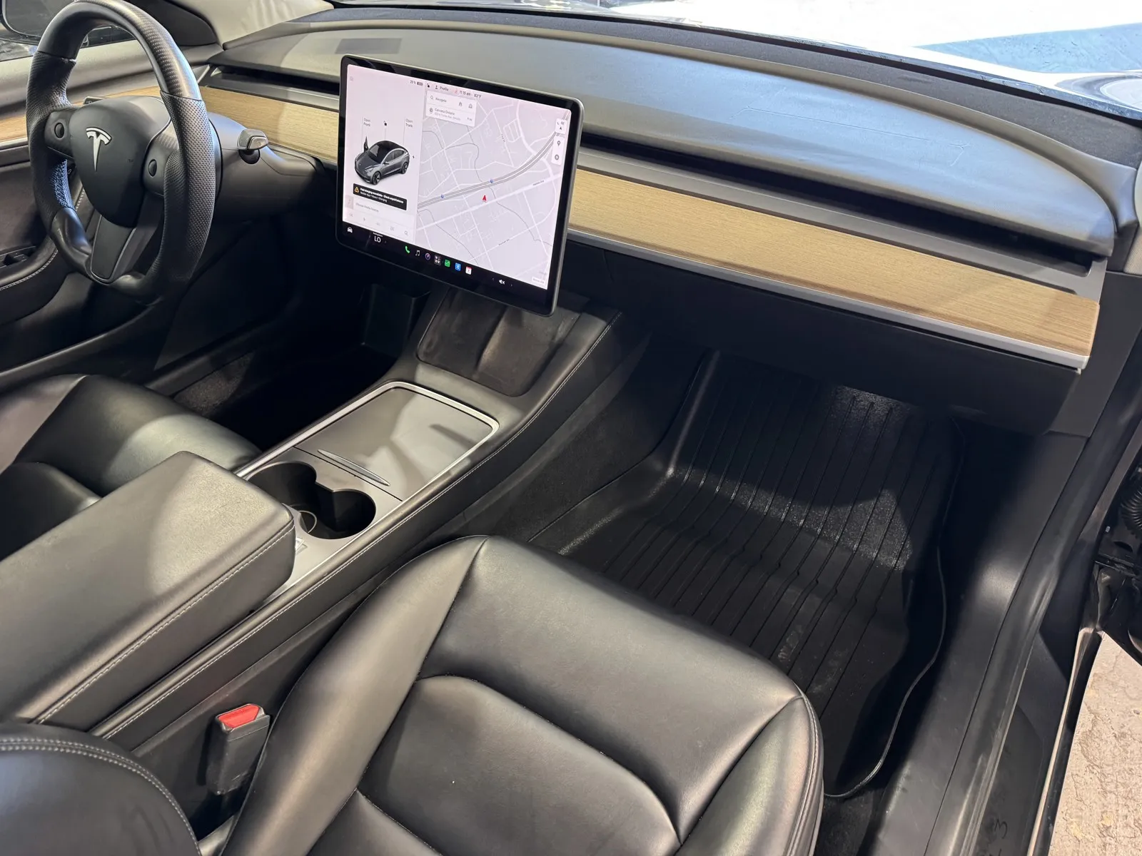 Tesla Model 3 photo 5
