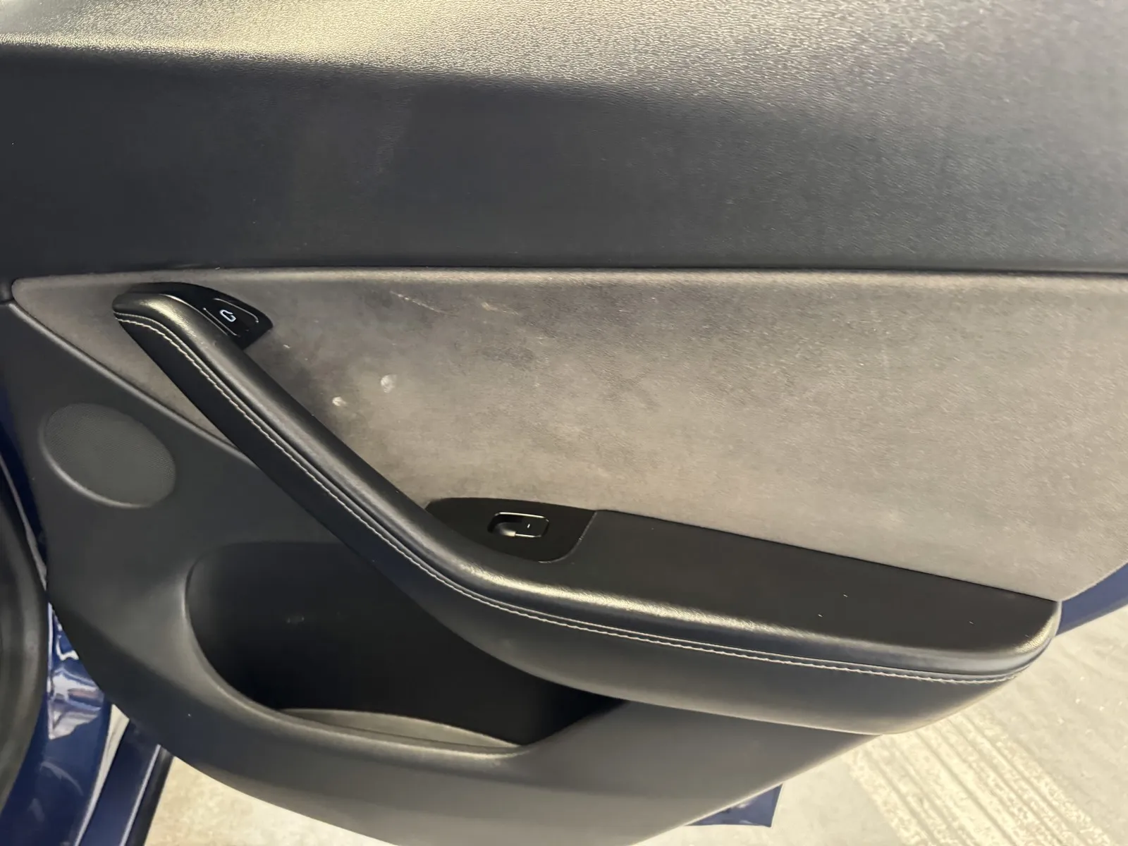 Tesla Model Y photo 9