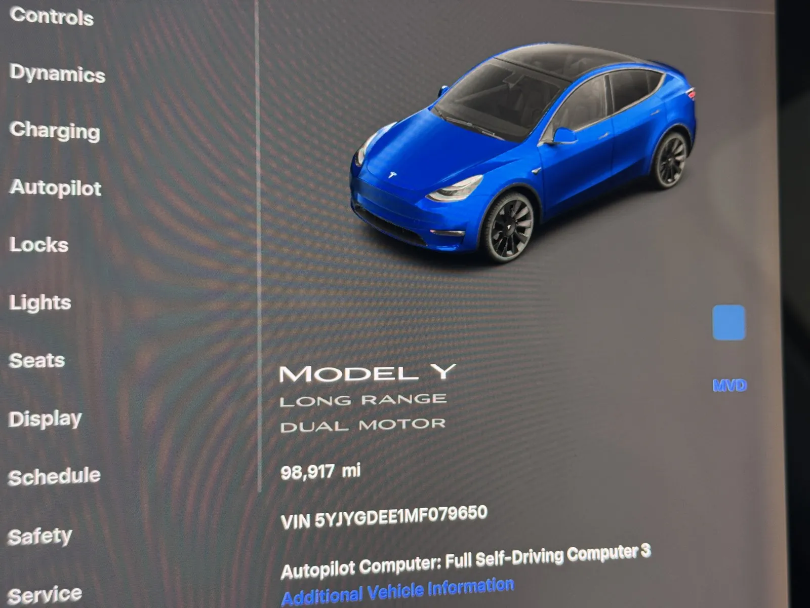 Tesla Model Y photo 16