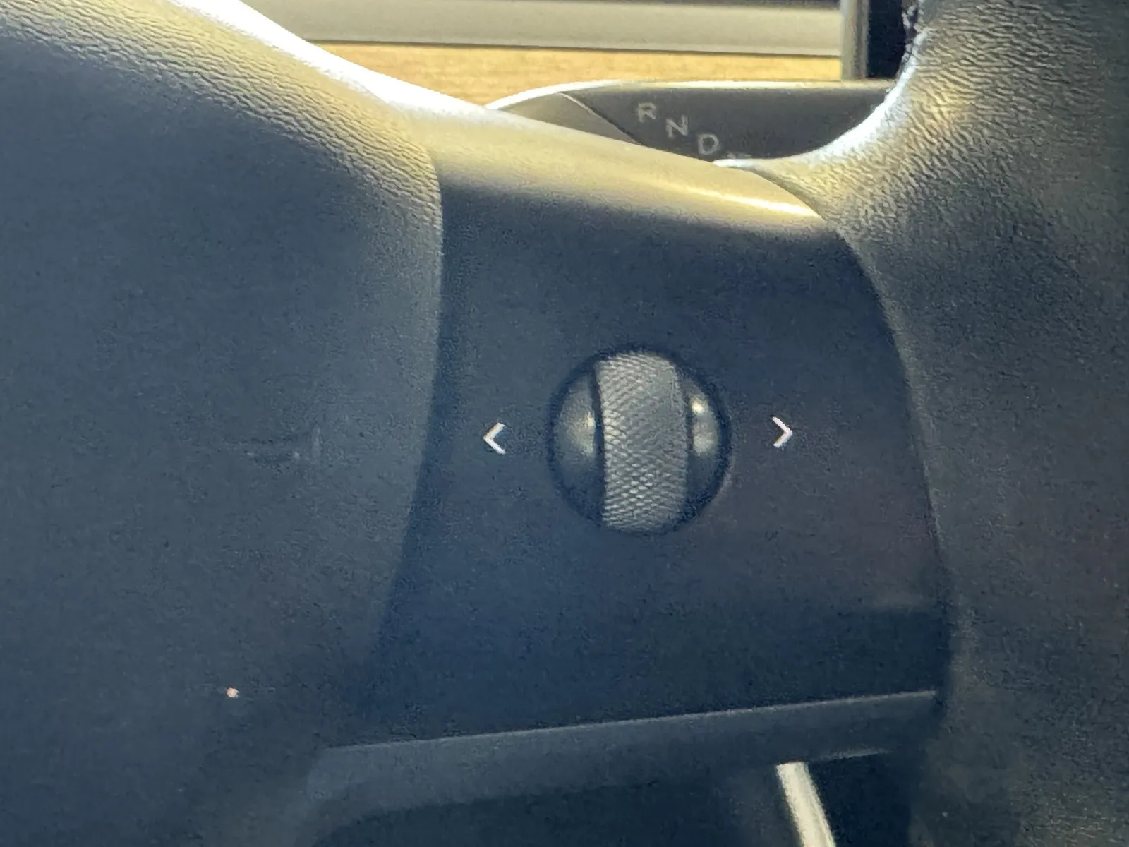 Tesla Model Y photo 18