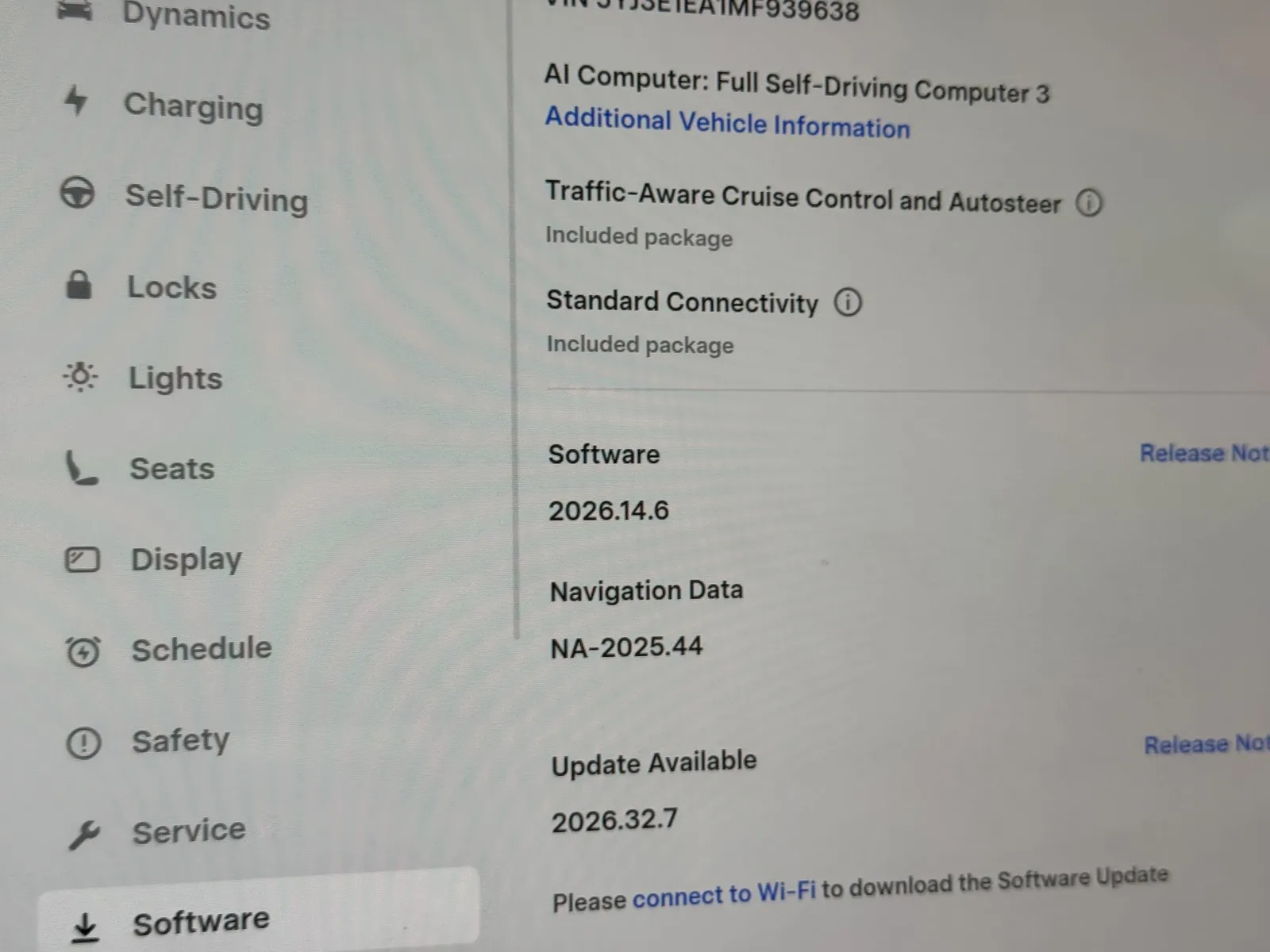 Tesla Model 3 photo 16