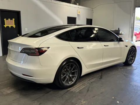 More photos of 2021 Tesla Model 3 Standard Range Plus at Premium Autos - Norco, CA