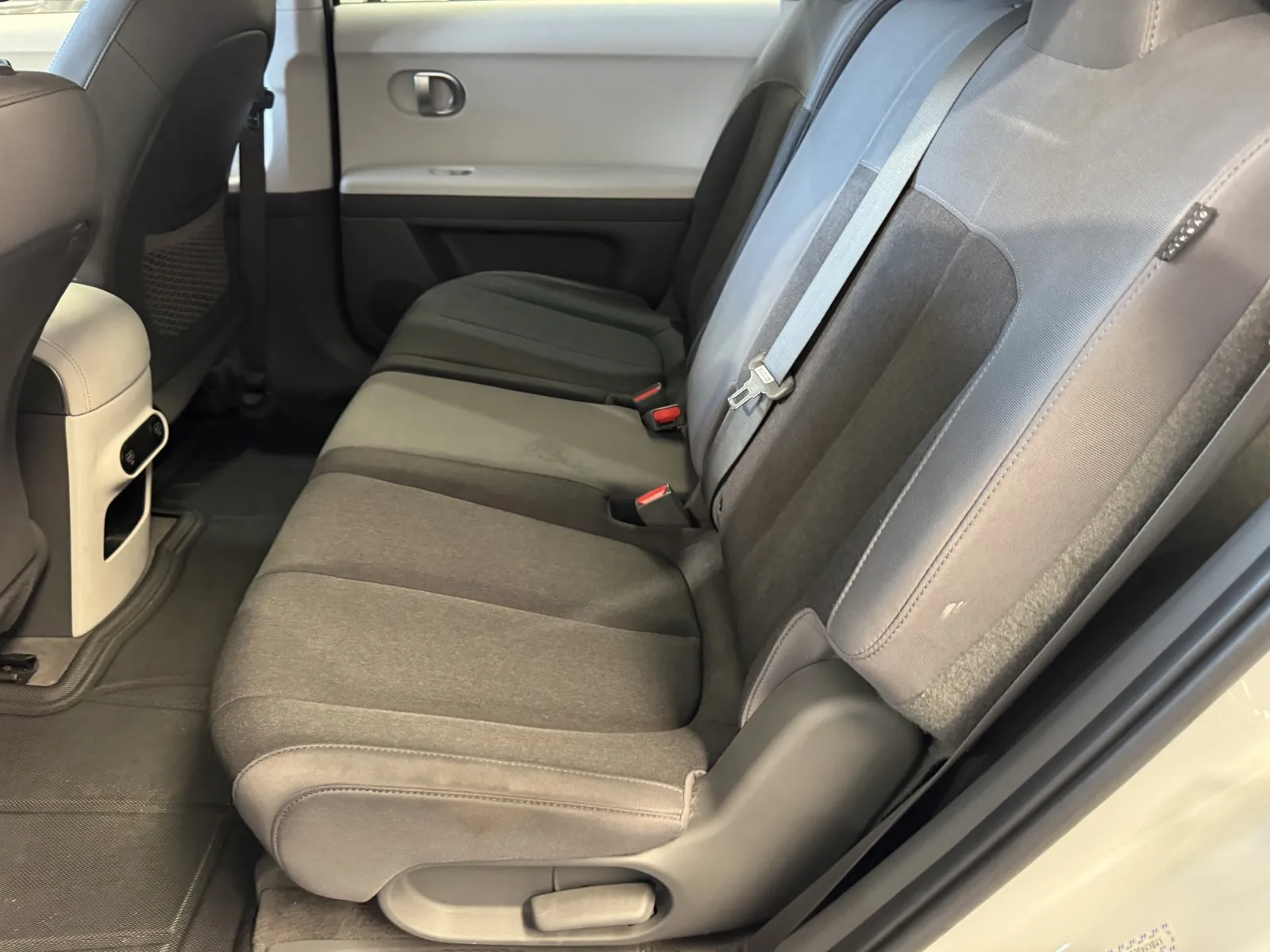 Hyundai Ioniq 5 photo 11