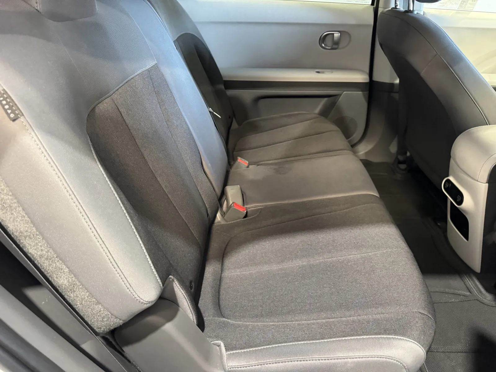 Hyundai Ioniq 5 photo 8