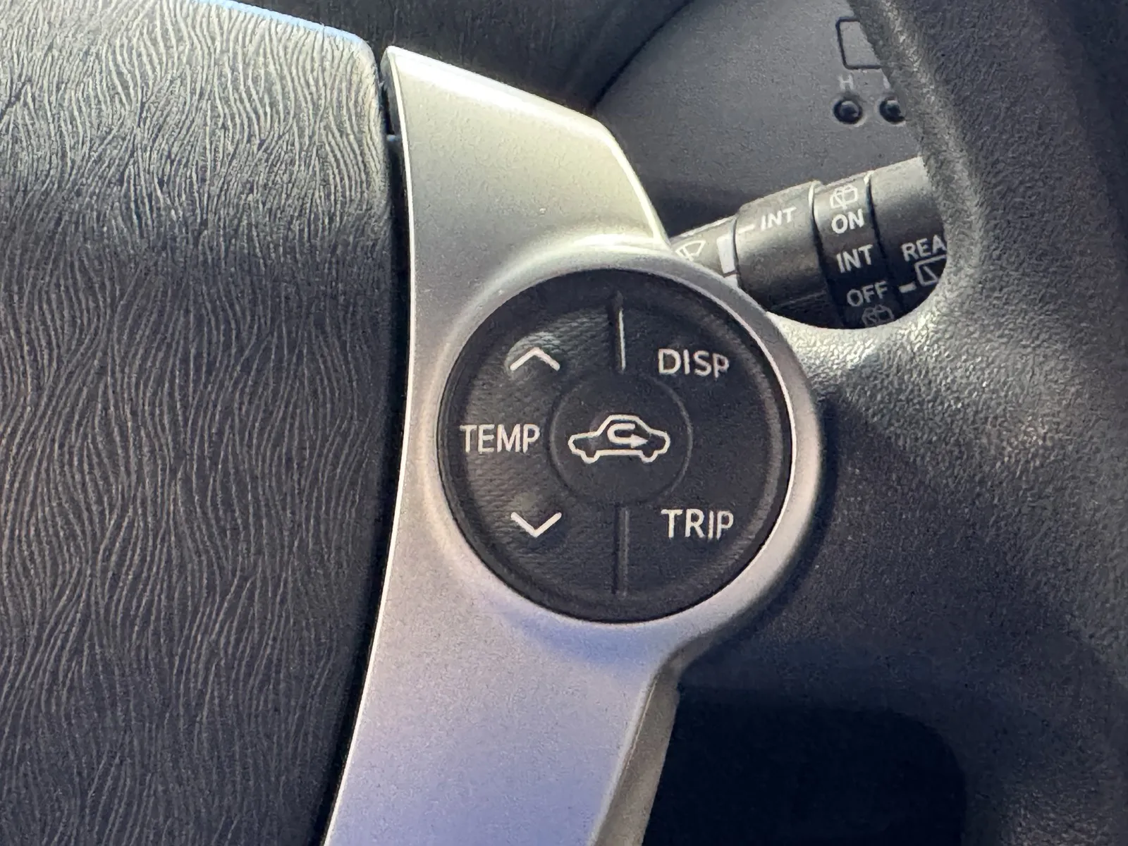 Toyota Prius photo 19
