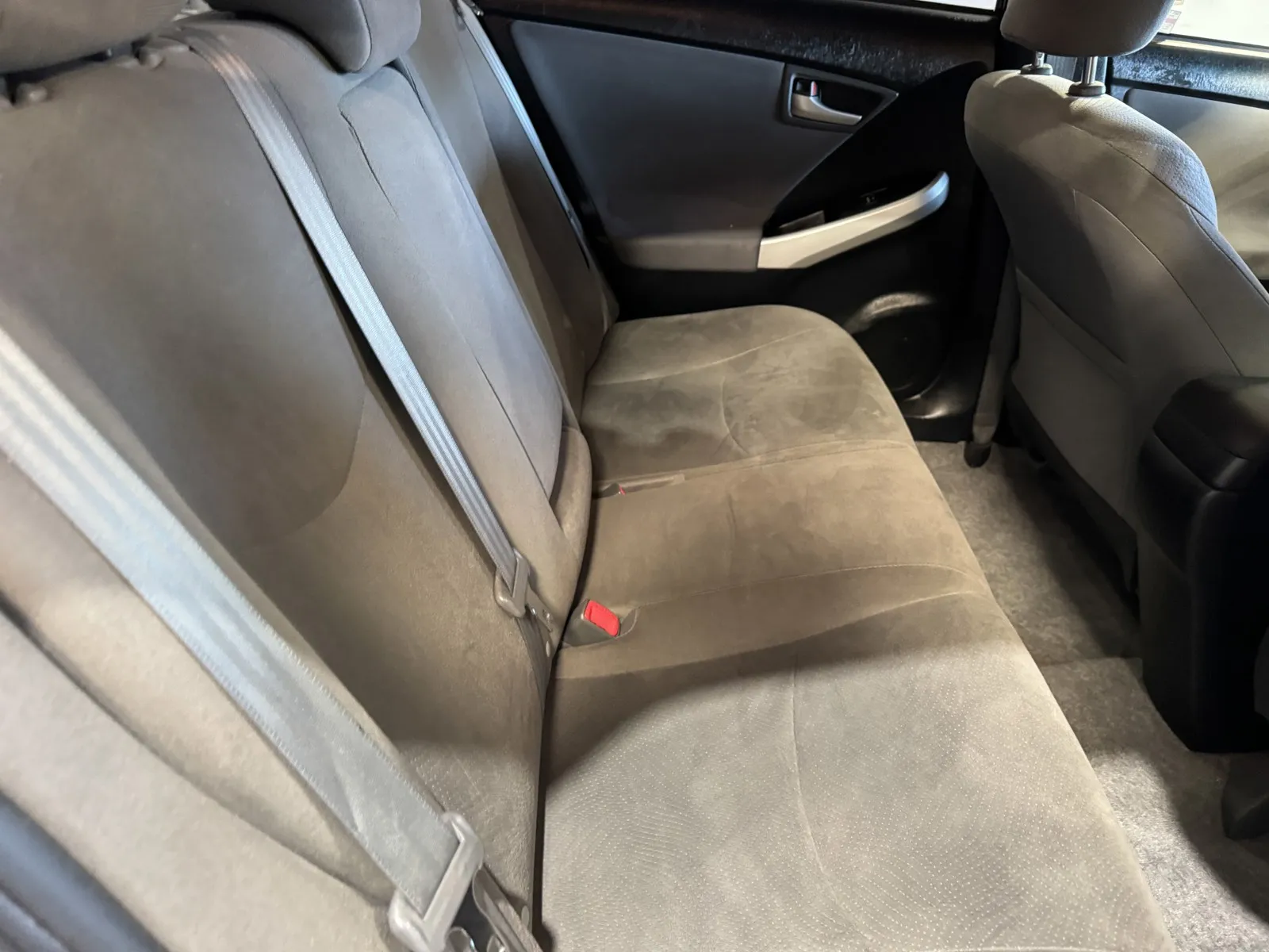 Toyota Prius photo 8