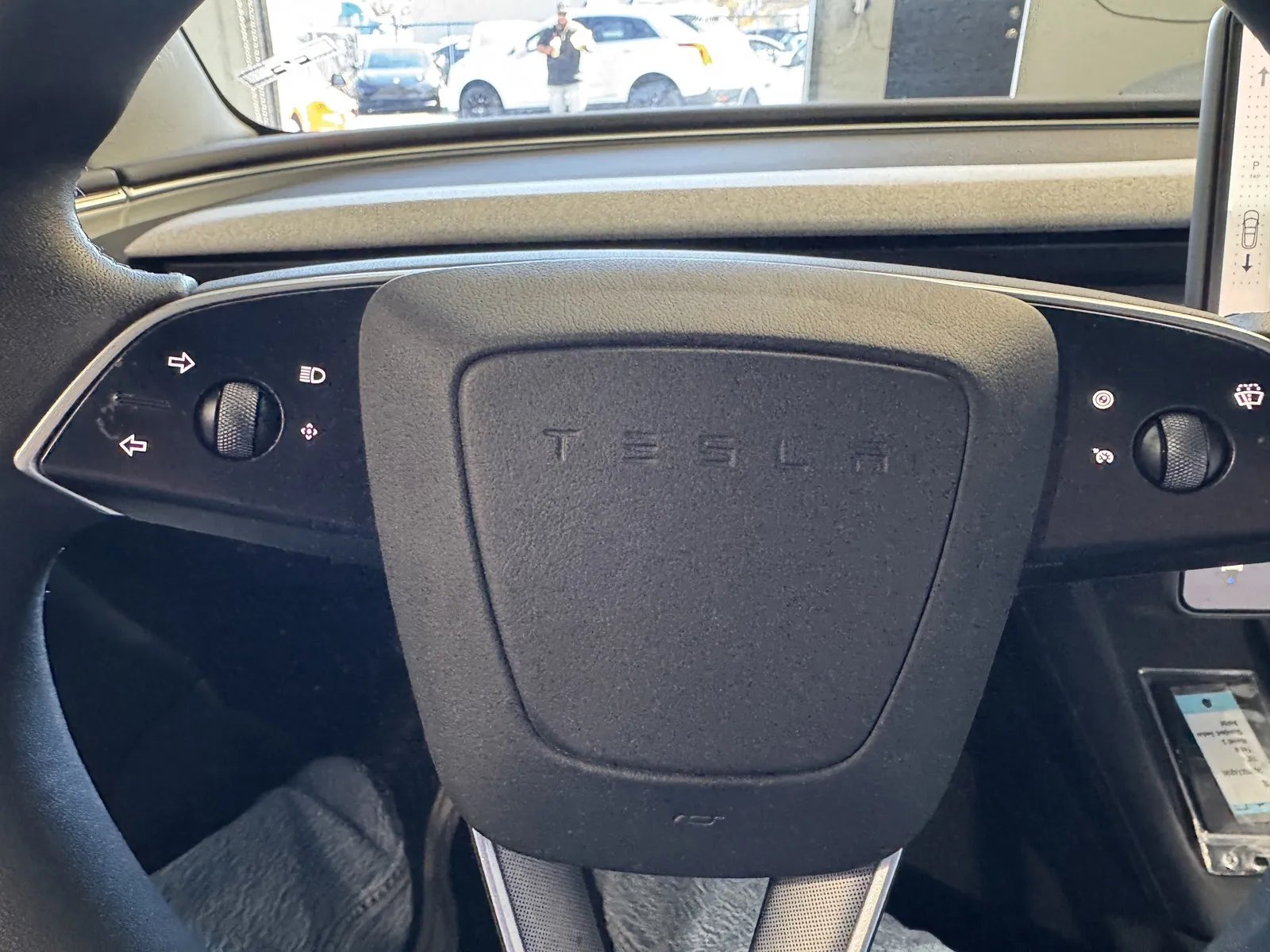 Tesla Model 3 photo 20