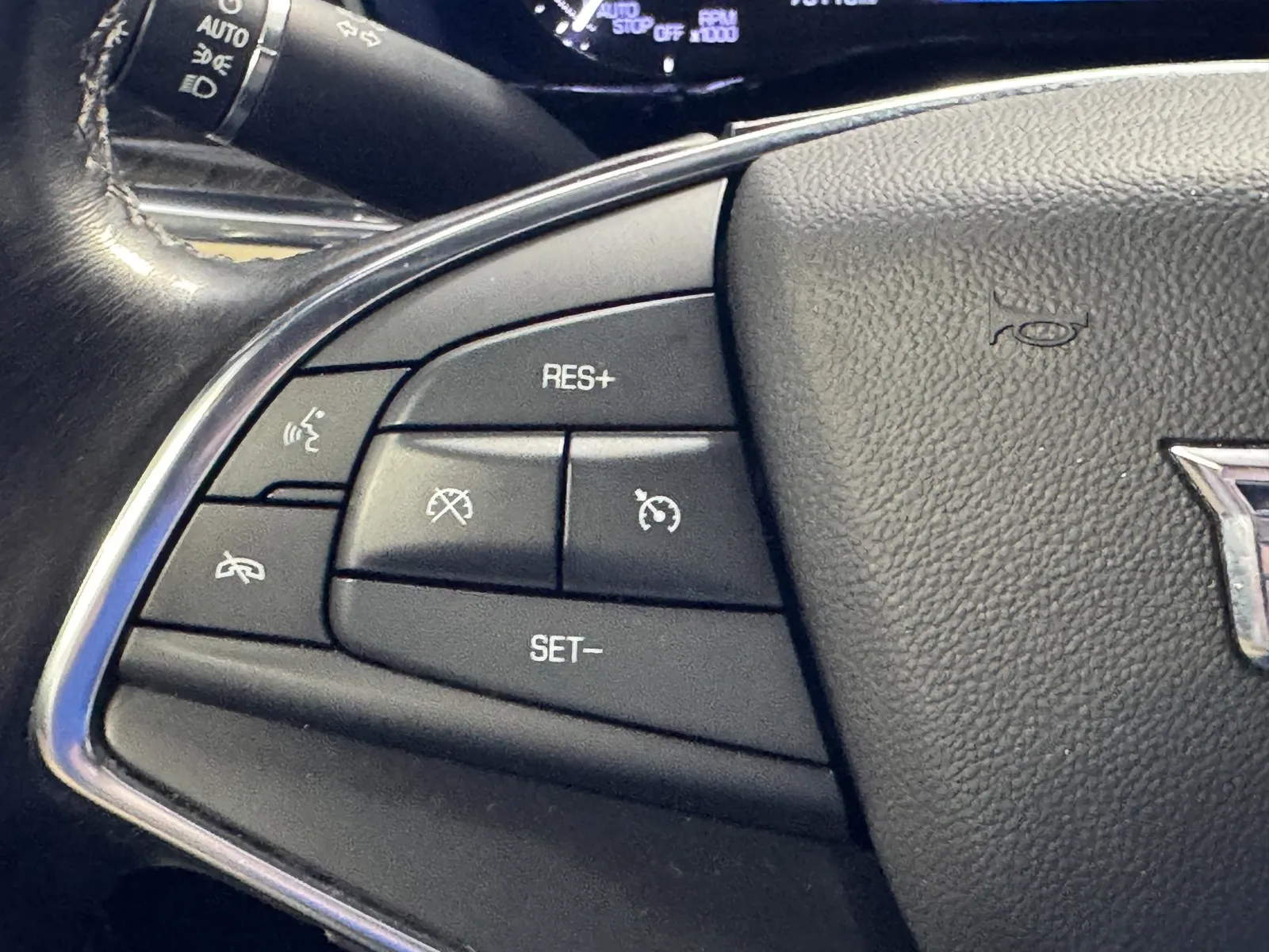 Cadillac XT5 photo 19